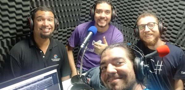 Lucas, Robson, Mud e Giggio no estúdio